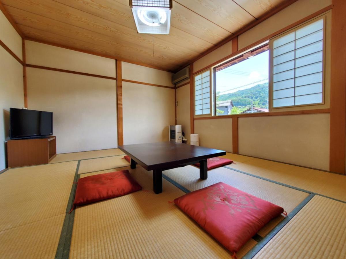 Hotel Oyado Sumire-So à Takayama  Extérieur photo
